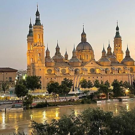 Apartamento Con Vistas Al Pilar Con Aparcamiento Privado سرقسطة المظهر الخارجي الصورة