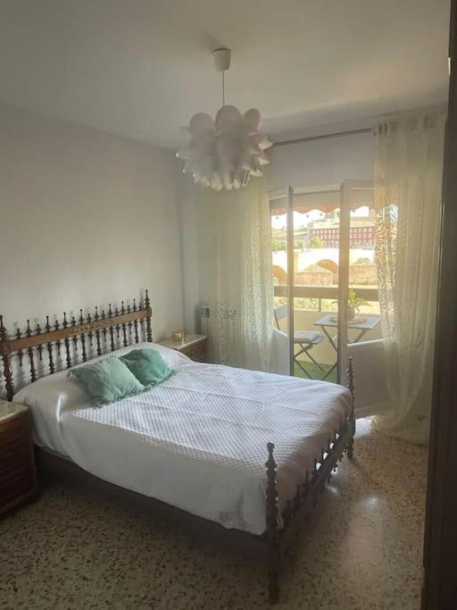 Apartamento Con Vistas Al Pilar Con Aparcamiento Privado سرقسطة المظهر الخارجي الصورة