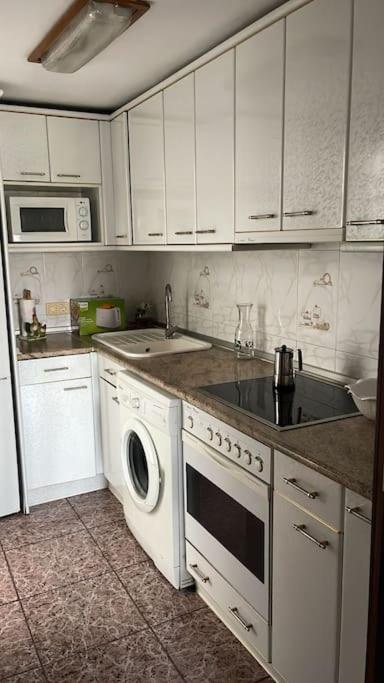 Apartamento Con Vistas Al Pilar Con Aparcamiento Privado سرقسطة المظهر الخارجي الصورة